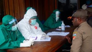 Tim Gugus Tugas Covid-19 Pegunungan Bintang  Terus Memperketat Areal Bandar Udara Oksibil
