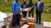 Pemda Pegubin Droping Bama Bagi Masyarakat Pengungsi di Distrik Okhika