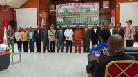 Wakil Bupati Kris B. Uropmabin, ST Melantik Panitia Pemilihan, Panwas dan Tim Sekretariat Anggota MRP Pegunungan Bintang