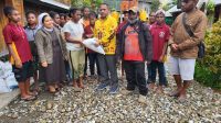 Pemda Pegubin Salurkan Bantuan Beras Ke Sejumlah Paroki dan Asrama